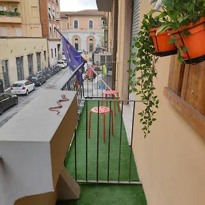 https://pisa-train-station-hostel.it-tuscanyhotel.com