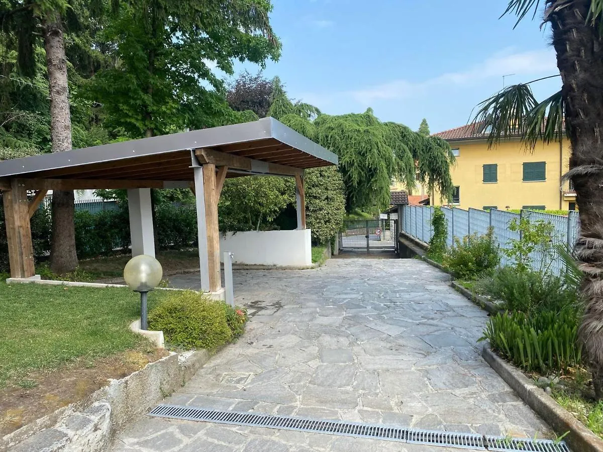 B&B Nar Como Bed & Breakfast